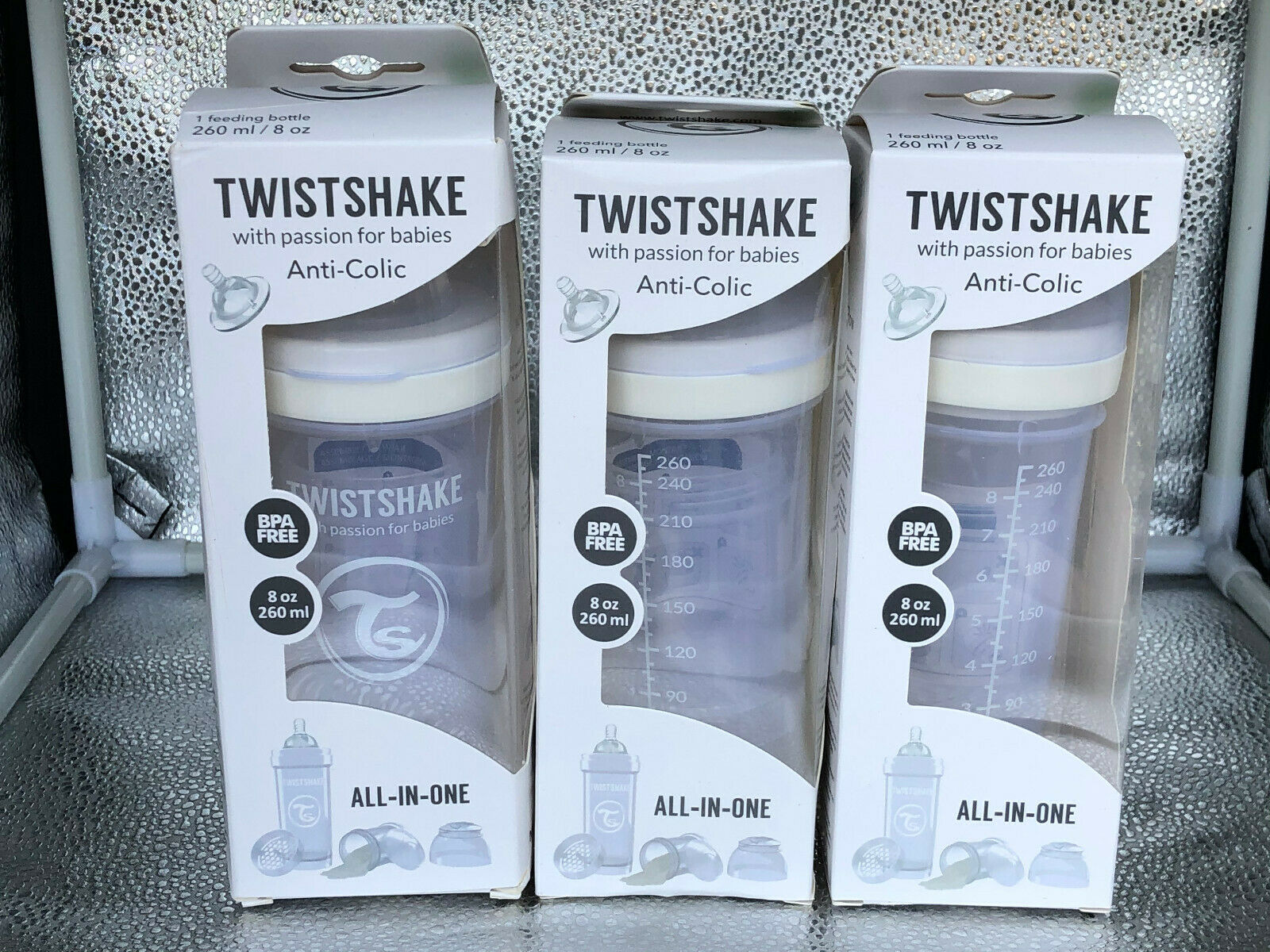 Konvolut Twistshake Drei Cup Becher Flaschen Anti Colic All In One